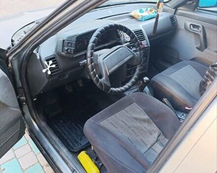 Серый ВАЗ 2111, объемом двигателя 1.6 л и пробегом 205 тыс. км за 2000 $, фото 1 на Automoto.ua