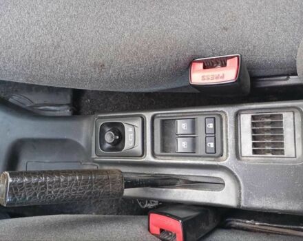 Серый ВАЗ 2111, объемом двигателя 0 л и пробегом 195 тыс. км за 1300 $, фото 13 на Automoto.ua