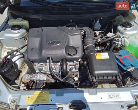 Серый ВАЗ 2111, объемом двигателя 1.6 л и пробегом 150 тыс. км за 2600 $, фото 6 на Automoto.ua