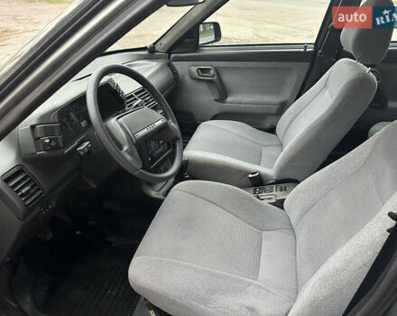 Серый ВАЗ 2111, объемом двигателя 1.6 л и пробегом 274 тыс. км за 2800 $, фото 8 на Automoto.ua