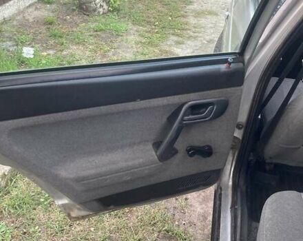 Сірий ВАЗ 2111, об'ємом двигуна 1.6 л та пробігом 207 тис. км за 1300 $, фото 4 на Automoto.ua