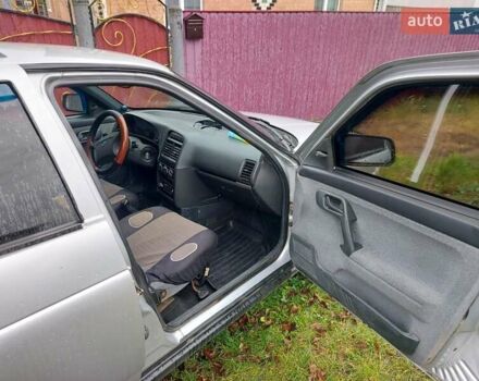 Сірий ВАЗ 2111, об'ємом двигуна 1.6 л та пробігом 157 тис. км за 1700 $, фото 7 на Automoto.ua