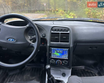 Серый ВАЗ 2111, объемом двигателя 1.6 л и пробегом 351 тыс. км за 1599 $, фото 8 на Automoto.ua