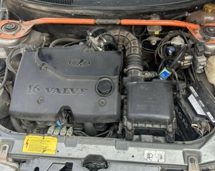 Серый ВАЗ 2111, объемом двигателя 1.6 л и пробегом 250 тыс. км за 1800 $, фото 16 на Automoto.ua