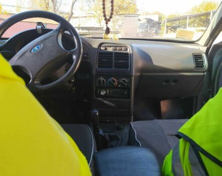 Серый ВАЗ 2111, объемом двигателя 1.6 л и пробегом 202 тыс. км за 2850 $, фото 11 на Automoto.ua