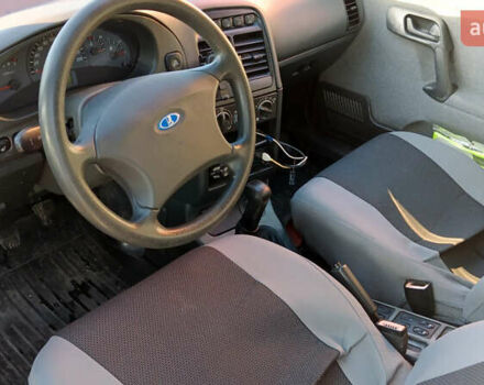 Сірий ВАЗ 2111, об'ємом двигуна 1.6 л та пробігом 182 тис. км за 2100 $, фото 13 на Automoto.ua