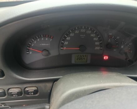 Серый ВАЗ 2111, объемом двигателя 1.6 л и пробегом 123 тыс. км за 3200 $, фото 5 на Automoto.ua