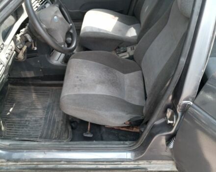 Серый ВАЗ 2111, объемом двигателя 1.6 л и пробегом 145 тыс. км за 2000 $, фото 5 на Automoto.ua