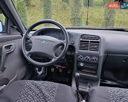 Сірий ВАЗ 2111, об'ємом двигуна 1.6 л та пробігом 153 тис. км за 1600 $, фото 1 на Automoto.ua