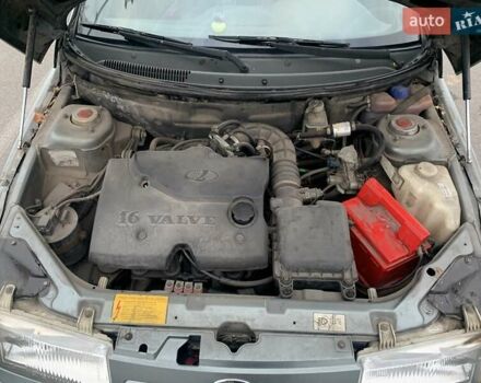 Серый ВАЗ 2111, объемом двигателя 1.6 л и пробегом 245 тыс. км за 1600 $, фото 7 на Automoto.ua