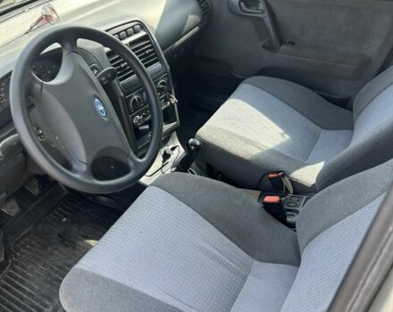 Серый ВАЗ 2111, объемом двигателя 1.6 л и пробегом 250 тыс. км за 1800 $, фото 4 на Automoto.ua