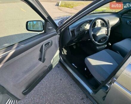 ВАЗ 2111 2008 в Киеве на Automoto.ua Серый ВАЗ 2111, объемом двигателя 1.6 л и пробегом 56 тыс. км за 3600 $, фото 48 на Automoto.ua