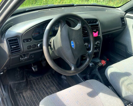 Серый ВАЗ 2111, объемом двигателя 1.6 л и пробегом 177 тыс. км за 2450 $, фото 8 на Automoto.ua