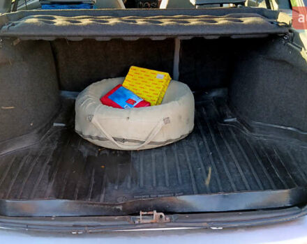 Сірий ВАЗ 2111, об'ємом двигуна 1.6 л та пробігом 182 тис. км за 2100 $, фото 7 на Automoto.ua