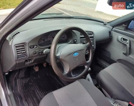 Серый ВАЗ 2111, объемом двигателя 1.6 л и пробегом 179 тыс. км за 2800 $, фото 9 на Automoto.ua