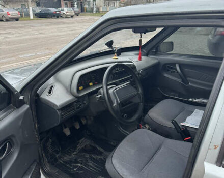 Серый ВАЗ 2111, объемом двигателя 1.6 л и пробегом 165 тыс. км за 1650 $, фото 11 на Automoto.ua