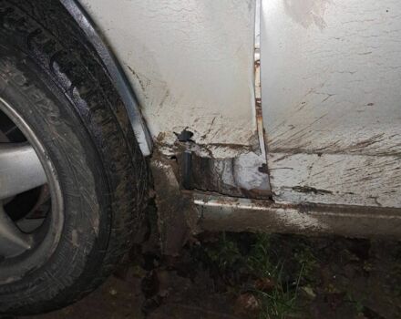 Серый ВАЗ 2111, объемом двигателя 1.5 л и пробегом 96 тыс. км за 520 $, фото 8 на Automoto.ua