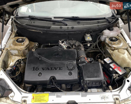 Серый ВАЗ 2111, объемом двигателя 1.6 л и пробегом 225 тыс. км за 2300 $, фото 16 на Automoto.ua