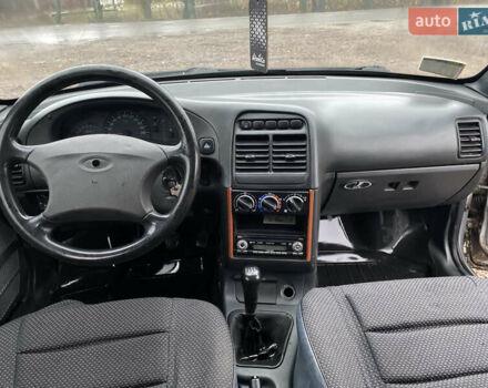 Серый ВАЗ 2111, объемом двигателя 1.6 л и пробегом 225 тыс. км за 2300 $, фото 10 на Automoto.ua