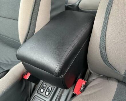 Серый ВАЗ 2111, объемом двигателя 1.6 л и пробегом 62 тыс. км за 3300 $, фото 11 на Automoto.ua