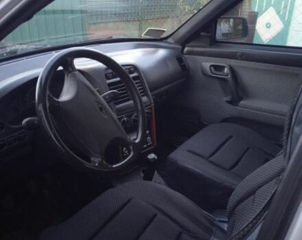 Сірий ВАЗ 2111, об'ємом двигуна 1.6 л та пробігом 224 тис. км за 1900 $, фото 3 на Automoto.ua