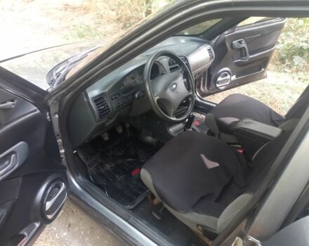 Серый ВАЗ 2111, объемом двигателя 1.6 л и пробегом 200 тыс. км за 2000 $, фото 3 на Automoto.ua