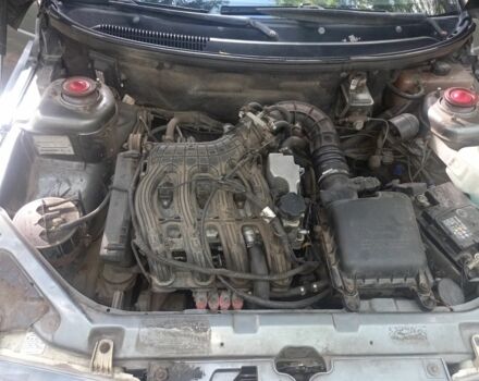 Серый ВАЗ 2111, объемом двигателя 1.6 л и пробегом 200 тыс. км за 2000 $, фото 4 на Automoto.ua