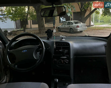 Серый ВАЗ 2111, объемом двигателя 1.6 л и пробегом 143 тыс. км за 2500 $, фото 19 на Automoto.ua