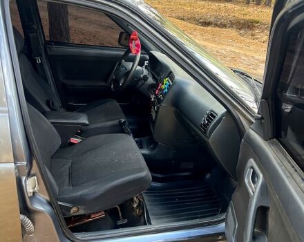 Сірий ВАЗ 2111, об'ємом двигуна 1.6 л та пробігом 0 тис. км за 1900 $, фото 5 на Automoto.ua