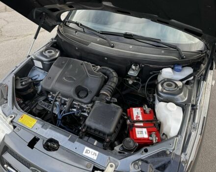 Серый ВАЗ 2111, объемом двигателя 1.6 л и пробегом 105 тыс. км за 2700 $, фото 9 на Automoto.ua