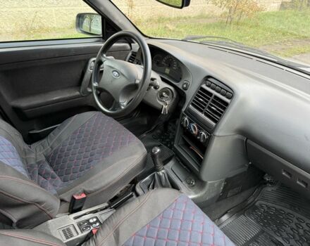 Серый ВАЗ 2111, объемом двигателя 1.6 л и пробегом 170 тыс. км за 1150 $, фото 3 на Automoto.ua