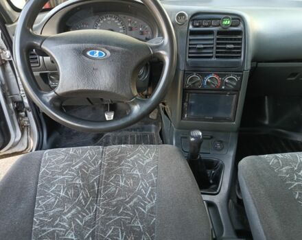 Серый ВАЗ 2111, объемом двигателя 1.6 л и пробегом 265 тыс. км за 1700 $, фото 4 на Automoto.ua