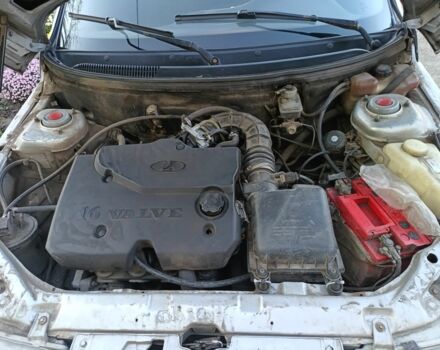 Серый ВАЗ 2111, объемом двигателя 1.6 л и пробегом 265 тыс. км за 1700 $, фото 5 на Automoto.ua