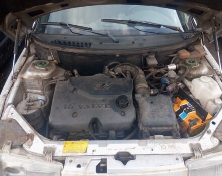 Серый ВАЗ 2111, объемом двигателя 2 л и пробегом 352 тыс. км за 1000 $, фото 5 на Automoto.ua