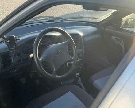 Сірий ВАЗ 2111, об'ємом двигуна 1.6 л та пробігом 250 тис. км за 2000 $, фото 10 на Automoto.ua