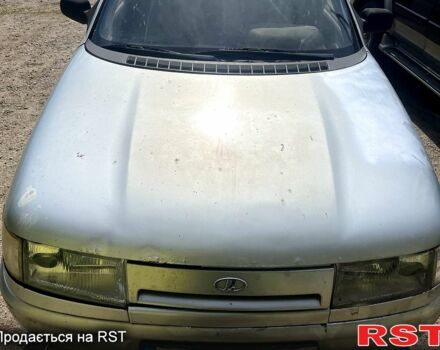 Серый ВАЗ 2111, объемом двигателя 1.5 л и пробегом 300 тыс. км за 700 $, фото 1 на Automoto.ua