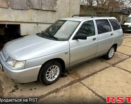 Серый ВАЗ 2111, объемом двигателя 1.5 л и пробегом 248 тыс. км за 2000 $, фото 1 на Automoto.ua