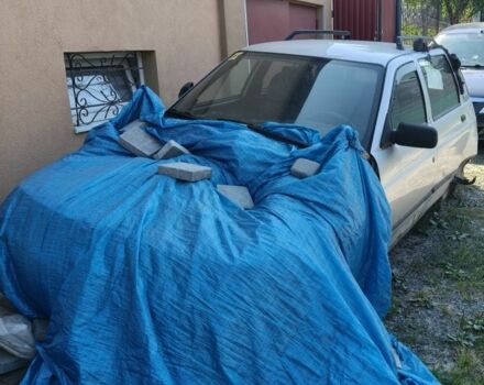 Серый ВАЗ 2111, объемом двигателя 0 л и пробегом 200 тыс. км за 500 $, фото 1 на Automoto.ua