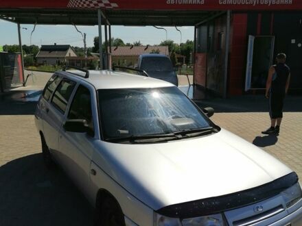 Сірий ВАЗ 2111, об'ємом двигуна 1.6 л та пробігом 190 тис. км за 2000 $, фото 1 на Automoto.ua