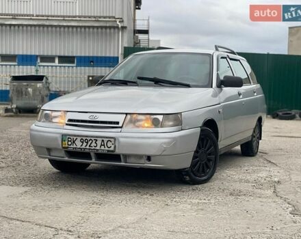 Серый ВАЗ 2111, объемом двигателя 1.6 л и пробегом 200 тыс. км за 1300 $, фото 1 на Automoto.ua