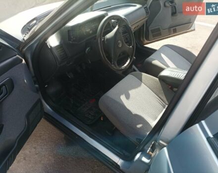 Серый ВАЗ 2111, объемом двигателя 1.6 л и пробегом 160 тыс. км за 2800 $, фото 1 на Automoto.ua