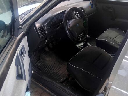 Серый ВАЗ 2111, объемом двигателя 1.6 л и пробегом 167 тыс. км за 1000 $, фото 1 на Automoto.ua