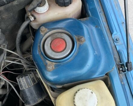 Синий ВАЗ 2111, объемом двигателя 1.5 л и пробегом 269 тыс. км за 1450 $, фото 17 на Automoto.ua