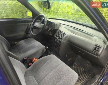 Синий ВАЗ 2111, объемом двигателя 1.5 л и пробегом 300 тыс. км за 1700 $, фото 2 на Automoto.ua