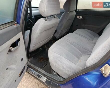 Синий ВАЗ 2111, объемом двигателя 1.5 л и пробегом 130 тыс. км за 1600 $, фото 5 на Automoto.ua