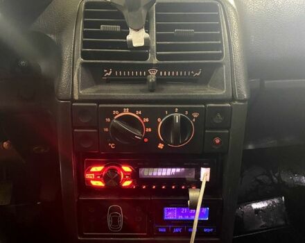 Синий ВАЗ 2111, объемом двигателя 1.6 л и пробегом 250 тыс. км за 1000 $, фото 9 на Automoto.ua