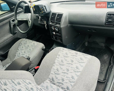 Синий ВАЗ 2111, объемом двигателя 1.6 л и пробегом 170 тыс. км за 2800 $, фото 8 на Automoto.ua