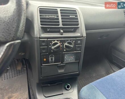 Синий ВАЗ 2111, объемом двигателя 0 л и пробегом 165 тыс. км за 1100 $, фото 9 на Automoto.ua