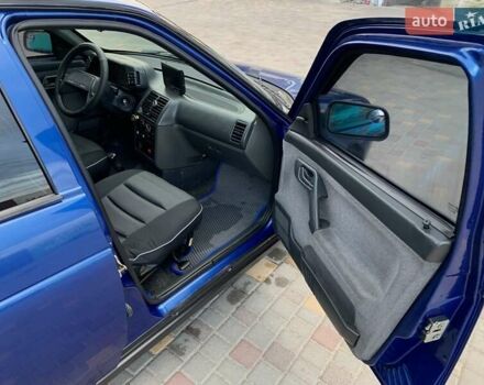 Синий ВАЗ 2111, объемом двигателя 1.6 л и пробегом 235 тыс. км за 2000 $, фото 18 на Automoto.ua