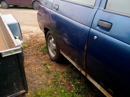 Синий ВАЗ 2111, объемом двигателя 1.6 л и пробегом 211 тыс. км за 1110 $, фото 1 на Automoto.ua